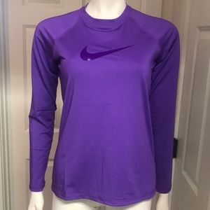 Nike Athletic/Athleisure/Swim L/S Tee, NWT!